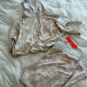 ✨✨Clearance!!  Adrienne Vittadini Two-piece Jumpsuit!✨✨